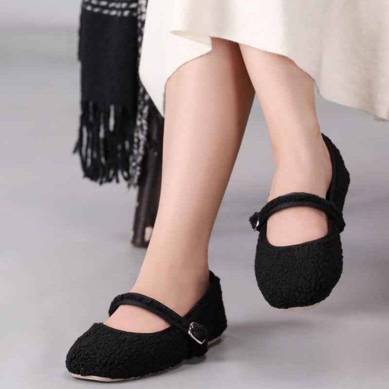 Noir Boucle Mary Jane