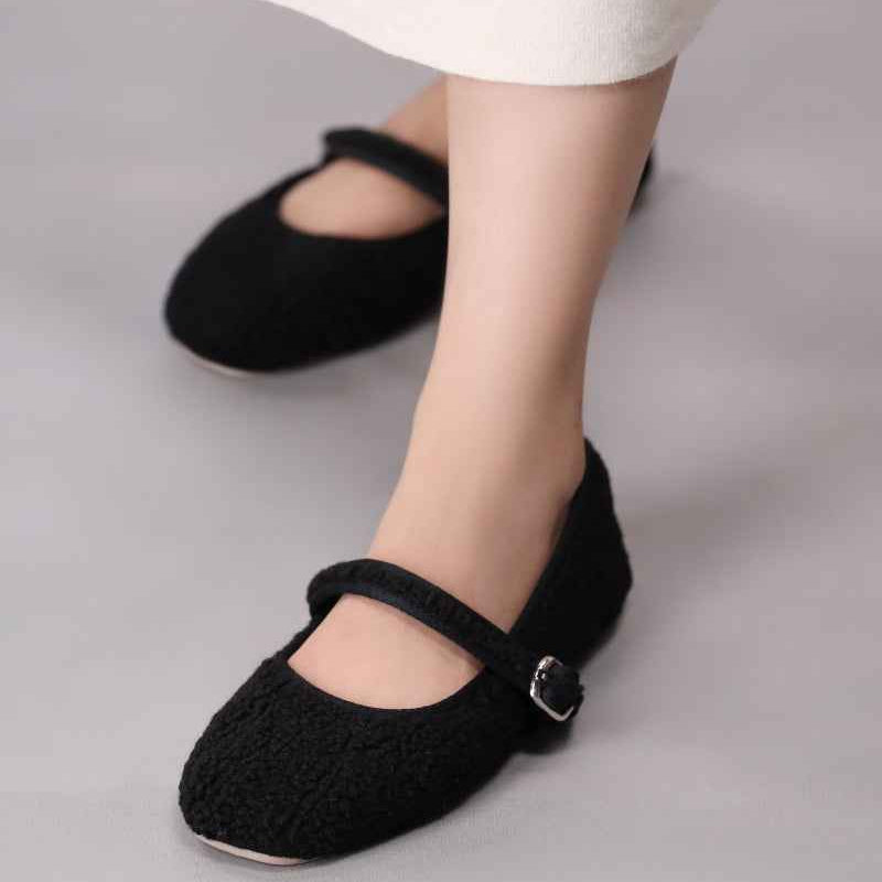 Noir Boucle Mary Jane