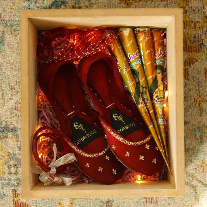 Jugnu Kids Khussa shoes for girls, vibrant color, comfortable khussa online in Pakistan