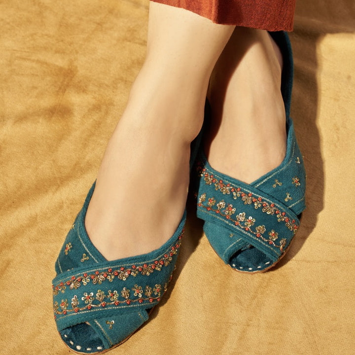Teal Peshawari khussa shoes – comfortable ethnic footwear for Pakistani women and girls