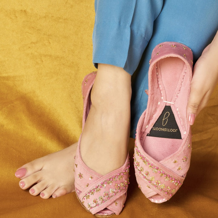 Light Pink Peshawari Khussa – handmade shoes for girls and women, buy Peshawari khussa online