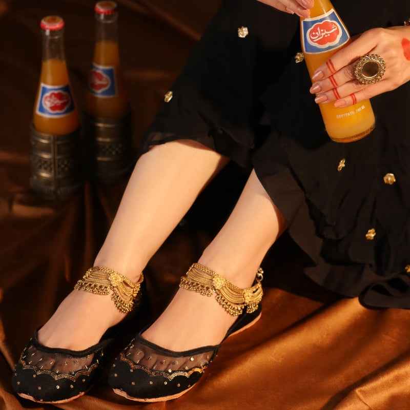 Sitara (Black)