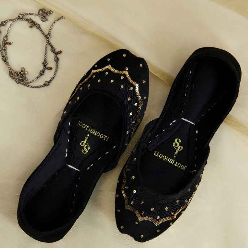 Sitara (Black)