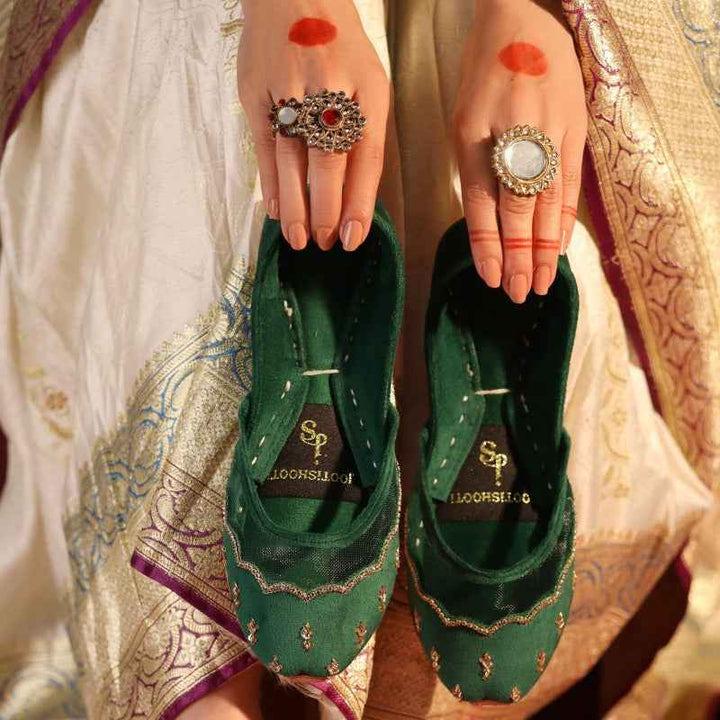 Taj (Emerald)