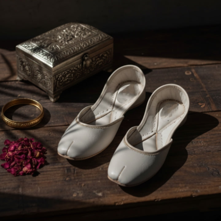White Zari Khussa