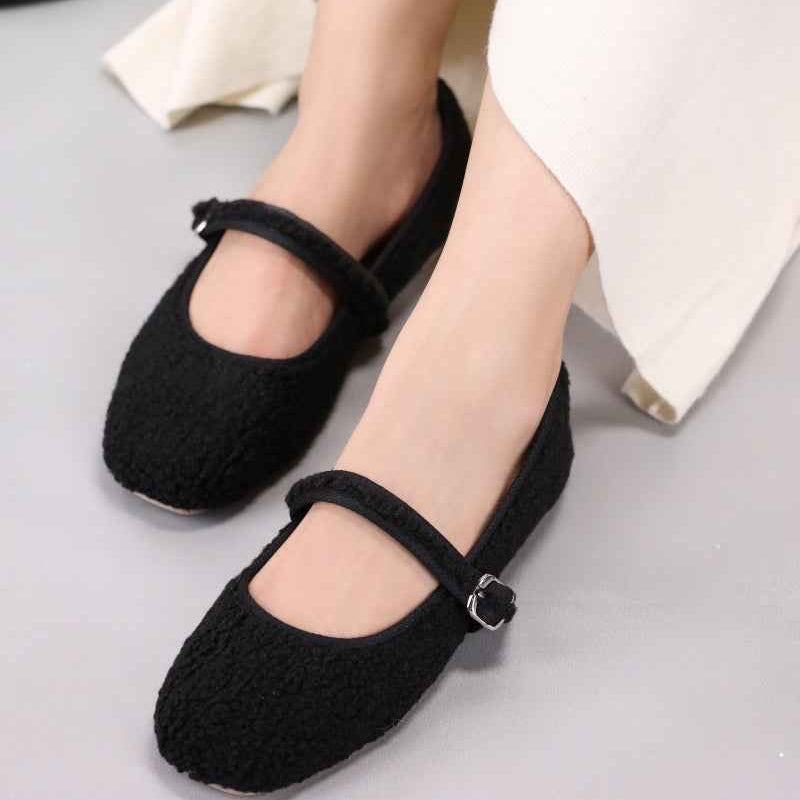 Noir Boucle Mary Jane