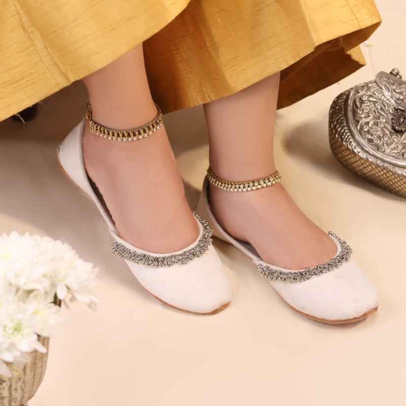 “Beaded Halo White simple plain Khussa shoes for women, white leather, ethnic footwear Pakistan”