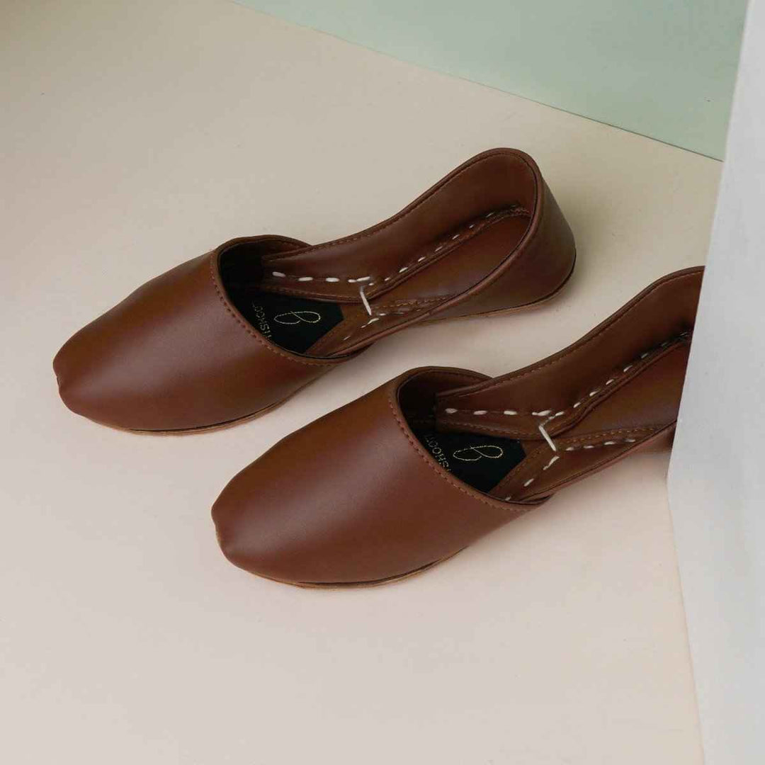 “Dark Brown Nawabi Khussa shoes for women, deep brown leather, traditional ethnic footwear Pakistan”