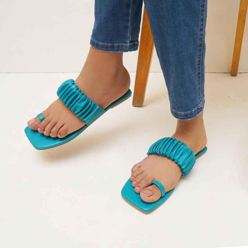 Aloha Ruffle Slides (Green) - Jooti Shooti